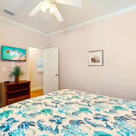 Seas The Dream At The Villages Of Crystal Beach Destin Bagian luar foto